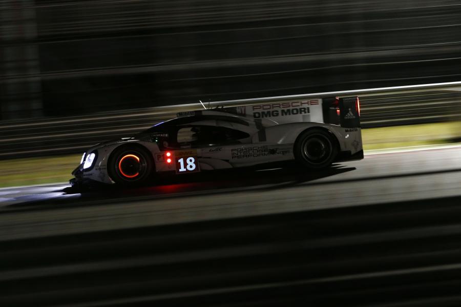  Porsche 919 Hybrid 2015 года  (фото 300 из 481)
